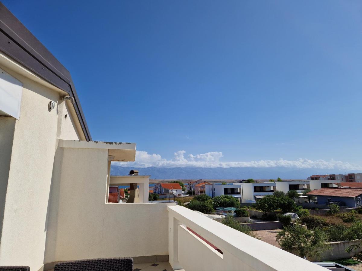 Apartmani Deak Vir Exterior photo